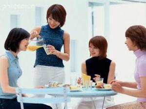 癌症患者饮食习惯:早上少吃养胃 晚上早睡护肝