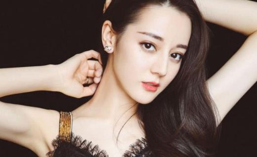 5、迪丽热巴.jpg