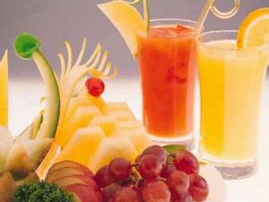 宝宝喝蔬菜汁的好处-宝宝喝蔬菜汁的做法