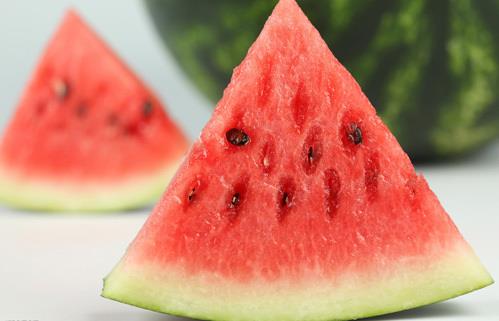 哪些人不适合吃西瓜?吃西瓜的注意事项