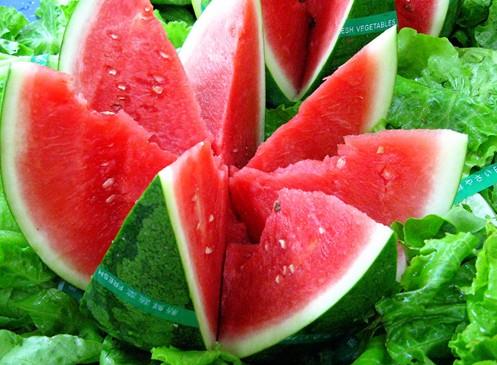 如何挑选西瓜?怎样挑选新鲜西瓜