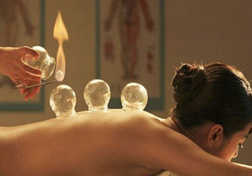 背部刮痧好处和坏处-背部刮痧的方法