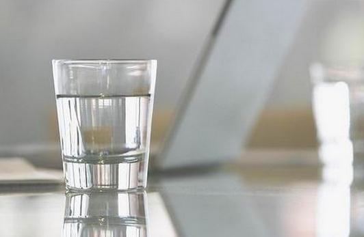 喝水有讲究?什么水不能喝?