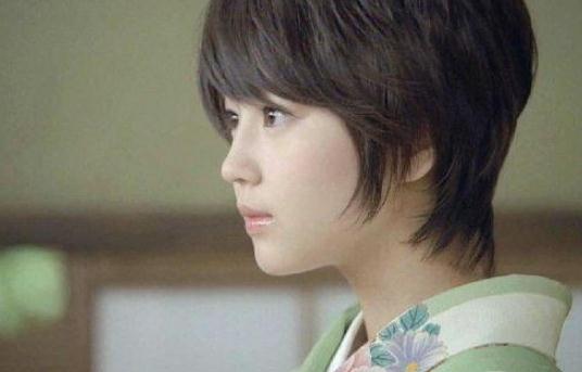 假小子变美绝招:补充维生素很重要