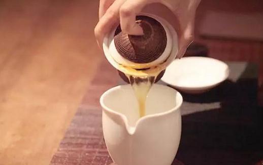 泡茶有什么误区?沏茶宜用陶瓷壶