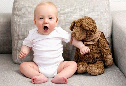 宝宝鼻塞了不一定就是感冒