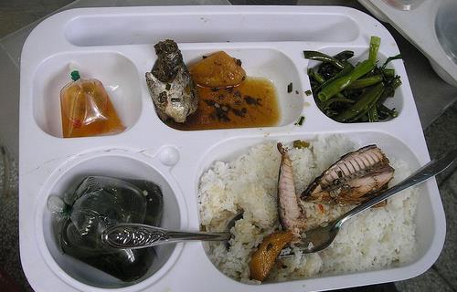 高三学生打吊瓶补氨基酸太愚昧