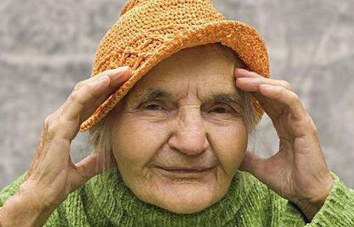 老人冬季戴帽有三大好处