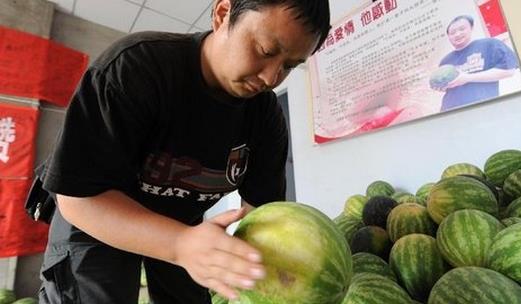 挑西瓜的秘笈,好瓜看细节