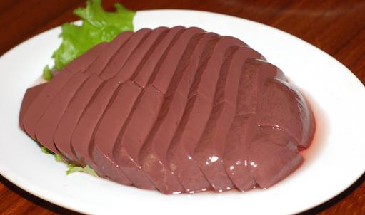 鸭血造假屡见不鲜,如何辨别真假鸭血