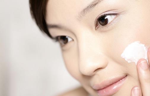 去黑头用食盐?4个祛黑头偏方不可信