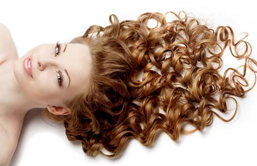 烫发后头发护理有4个要点