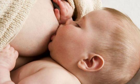 母乳喂养免走五大误区