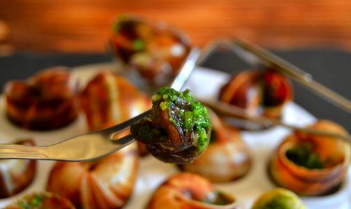 食物趁热吃?趁热吃你就错了!