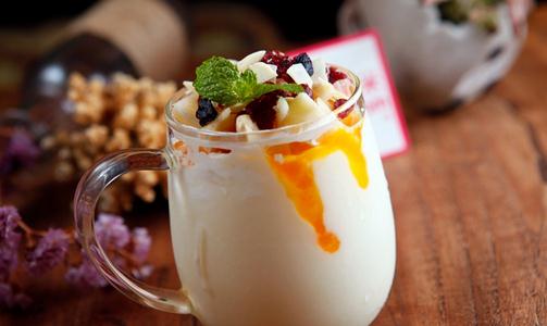 喝酸奶的几个误区:糖尿病患者不能喝酸奶?