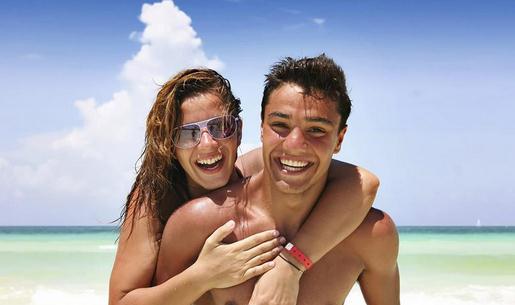 如何让自己受漂亮女人的欢迎?