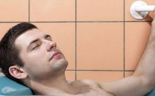 男人冷热浴 更健康的性福