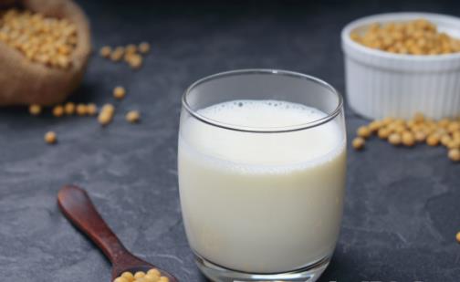 老人喝豆浆养生 要注意哪些喝豆浆的禁忌呢?