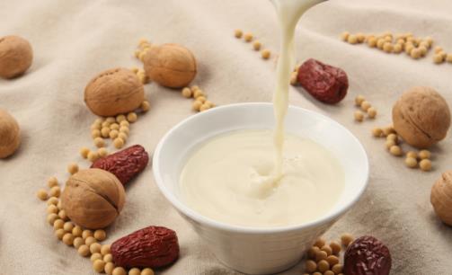 老人喝豆浆养生 要注意哪些喝豆浆的禁忌呢?