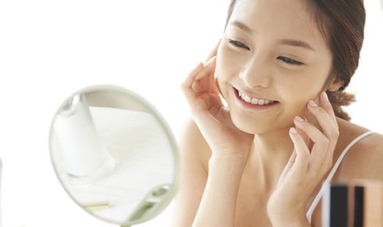保湿爽肤水的使用误区以及正确使用方法