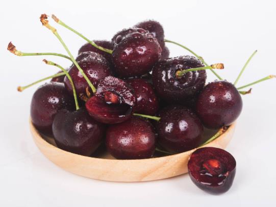 车厘子用50度的水泡能去病毒吗?车厘子用热水洗会变苦吗