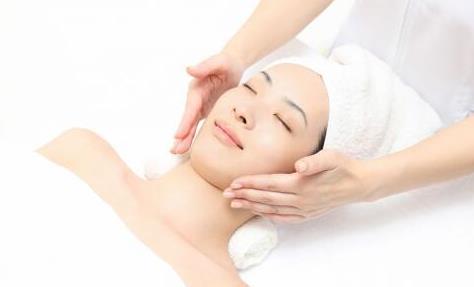 敷完面膜后要不要洗脸 怎么敷面膜才能让它发挥最大功效
