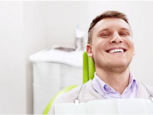 口腔溃疡的原因？口腔溃疡的治疗方法