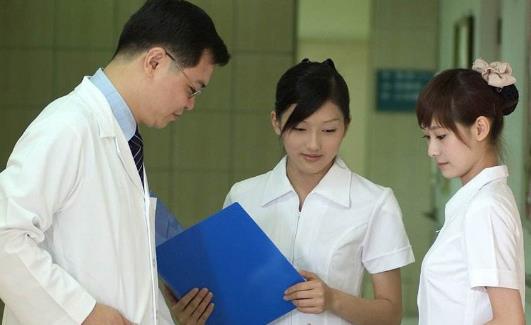 灰指甲有哪些分类?患了灰指甲可以做哪些检查?