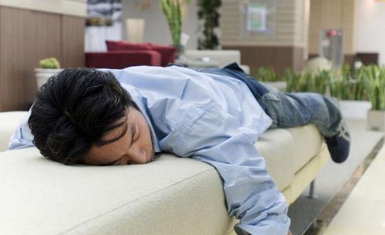 慢性疲劳综合症有哪些症状?怎么预防慢性疲劳综合症?