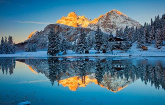 世界上最深的十大湖泊排行榜,榜首贝加尔湖最深处达1637米