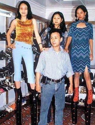 世界上最高的高跟鞋 超过50厘米的高跟鞋看着就让人觉得恐怖