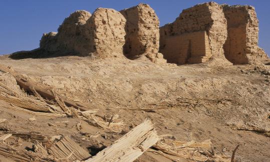 世界最大的游移湖 罗布泊常达3006平方公里