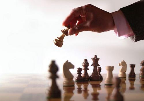 �쵼�����ͨ���˲Ż��Ʒ����˲�