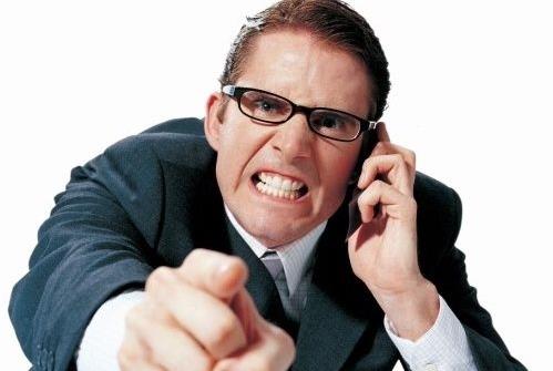 �������ϰ���ͷ���Ѳ�Ա����