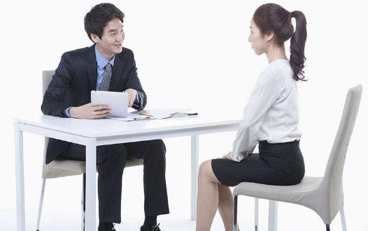 性格内向的人如何应对面试 要做好充分的心理准备