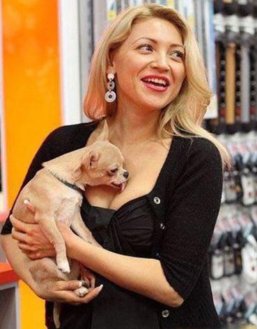 ����Ҳ��ɫ��ϲ��������Ů�ĺ�ɫ������ͼ