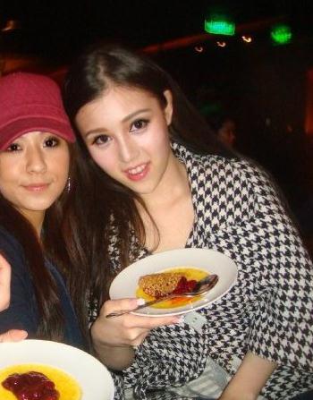 ��ټ÷�������ϼ�ͼƬ,̨��E���Ը���Ů������ټ÷����������������