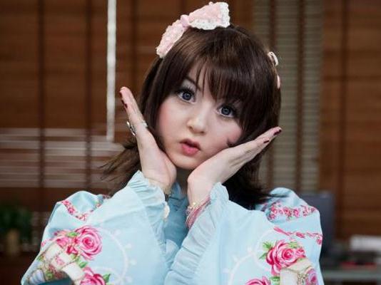 Ӣ��15���������Ů����������׷���������ѳ��ǹ�̥