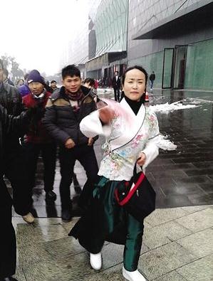 ��������Ů�ӹ㳡��·������Ԫ��Ʊ�����������������Ǯ���˼�Ǯ���ǿ���