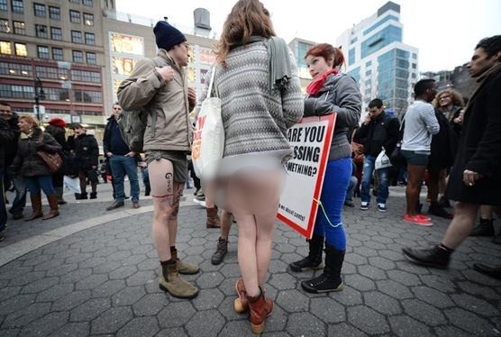 �������Ӵ�����գ�ȫ���޿��գ�������Ը�ڵ������ѿ��ӣ�ֻ���ڿ�˵���