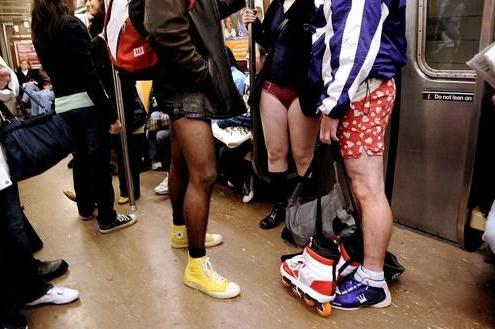 �������Ӵ�����գ�ȫ���޿��գ�������Ը�ڵ������ѿ��ӣ�ֻ���ڿ�˵���