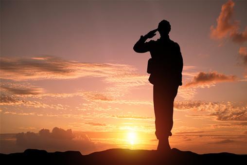 卫国戍边英雄抚恤金有多少钱?卫国戍边英雄和一等功有什么区别?