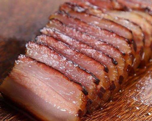 腊肉在阳台上怎么挂?熏腊肉温度高了熏熟了怎么办