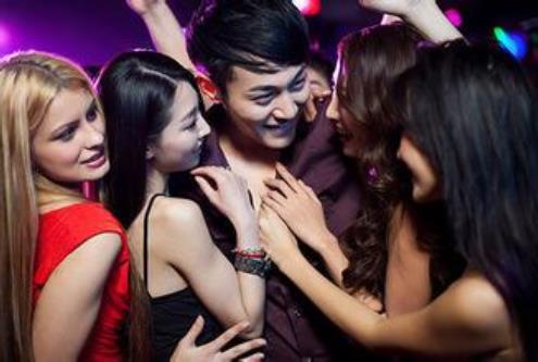 男人的10个表现,说明他没那么喜欢你