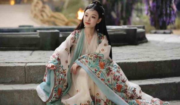 ���Ӿ硶�ϫԵ������̨�ʶ԰� ���������������ݹ�װ�񻰾�