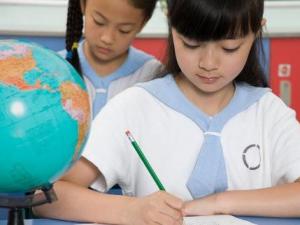 ���а�������������ʵĺ��� ����ѧ���ں��ӵ���������Ҫ