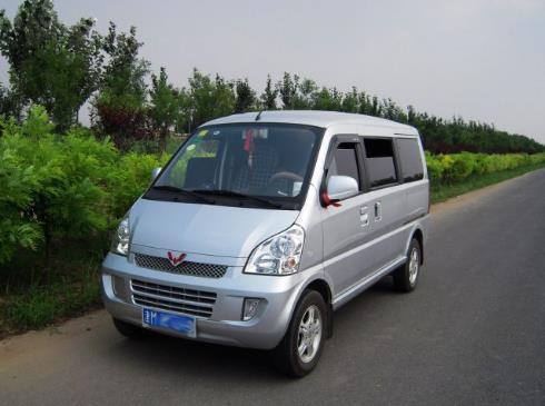 十大最热门MPV车型排行榜,宝骏730价格低,载物空间大