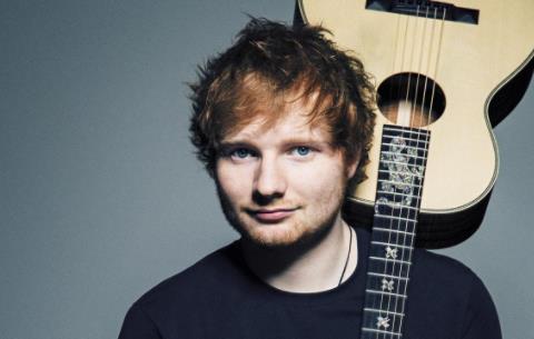 最受欢迎的英文歌排名,《baby》《poker face》点击过亿