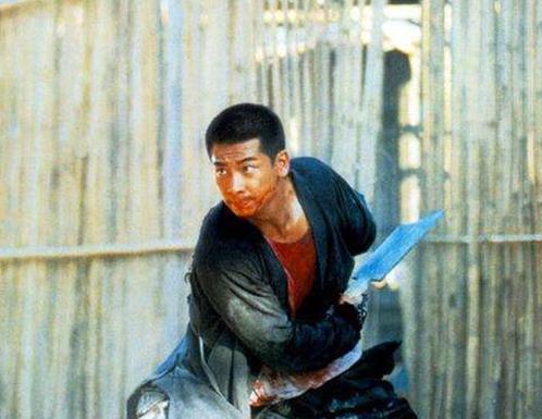 十大危险动作电影排名,《极盗者》《黑日危机》惊心动魄