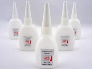 502胶水怎么洗掉？怎么去除衣服上的胶水